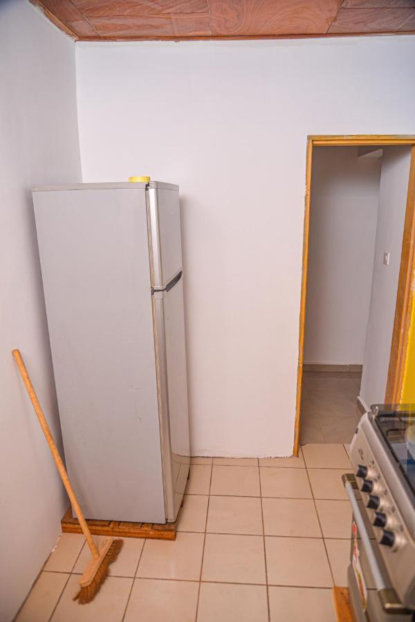 Appartement Meuble 2 Chambres Avec Salle De Bain - 1 Salon - 1E Cuisine - La Concorde - Quartier Nkomkana Яунде Экстерьер фото